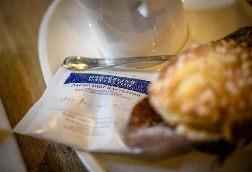 مبيت وإفطار Bernina Express Rooms