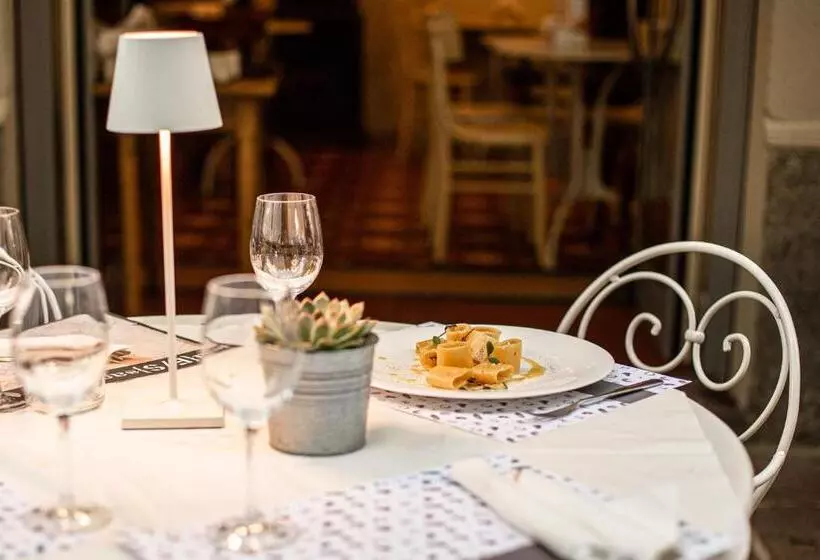 Aamiaismajoitus (B&B) Bernina Express Rooms