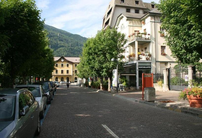 مبيت وإفطار Bernina Express Rooms