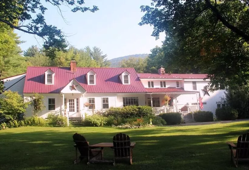 Aamiaismajoitus (B&B) Buttonwood Inn On Mount Surprise