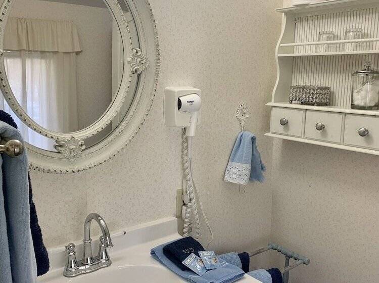 مبيت وإفطار Buttonwood Inn On Mount Surprise