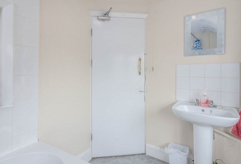 여관 The Horse & Jockey