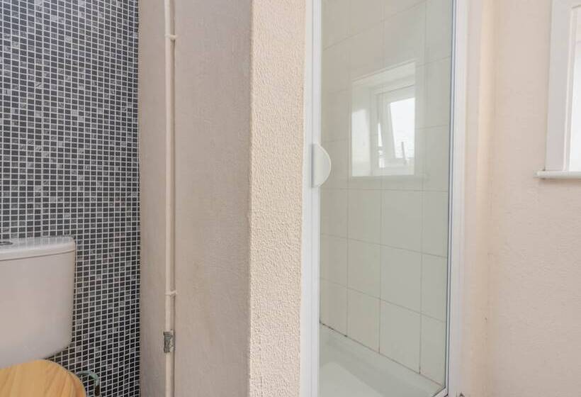 여관 The Horse & Jockey