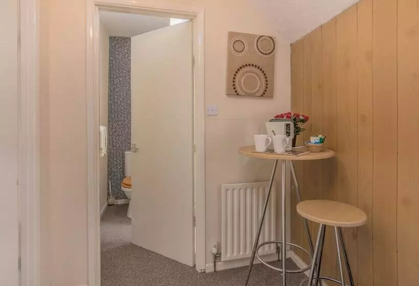 Hostelli The Horse & Jockey