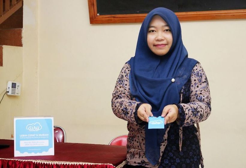 호텔 Airy Syariah Sawojajar Danau Tondano Raya A5 J16 Malang