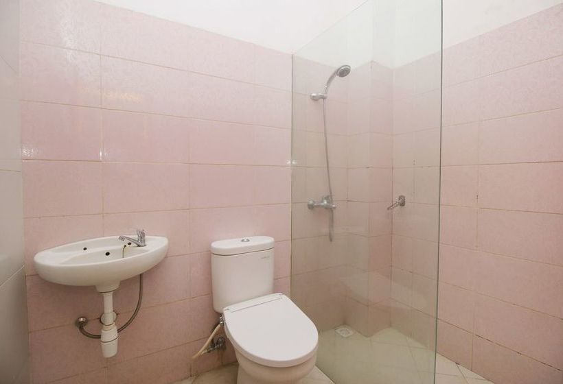 호텔 Airy Syariah Sawojajar Danau Tondano Raya A5 J16 Malang