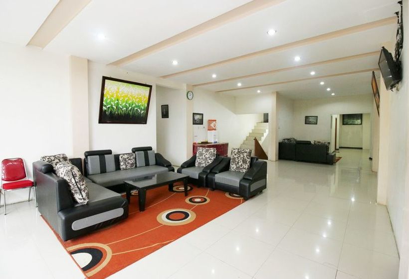 호텔 Airy Syariah Sawojajar Danau Tondano Raya A5 J16 Malang