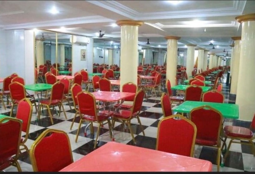 Cute Villa Hotel And Suites