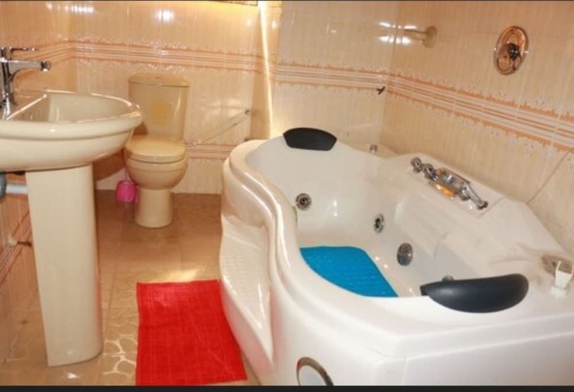 Cute Villa Hotel And Suites