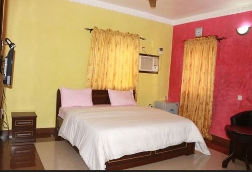 Cute Villa Hotel And Suites