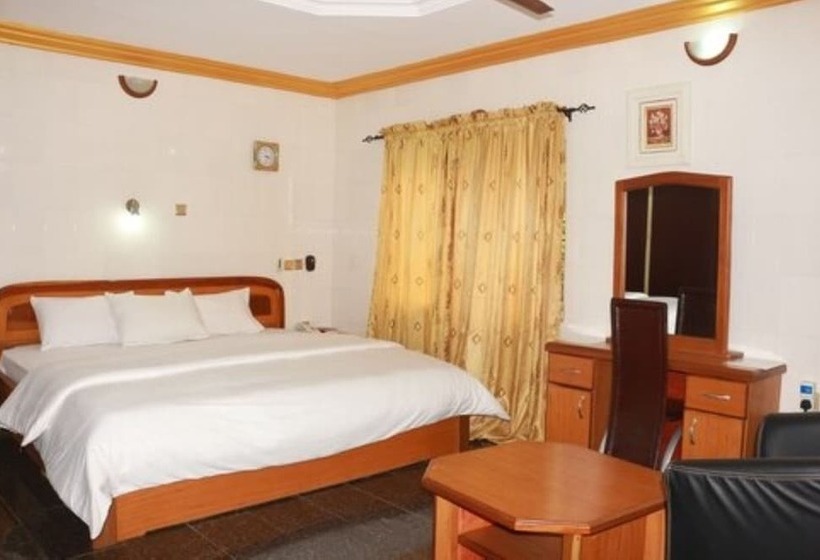 Cute Villa Hotel And Suites