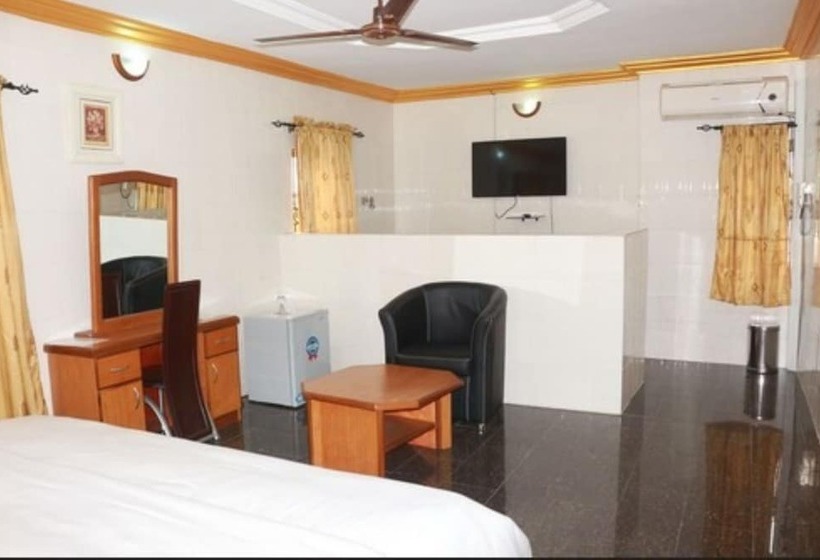 Cute Villa Hotel And Suites