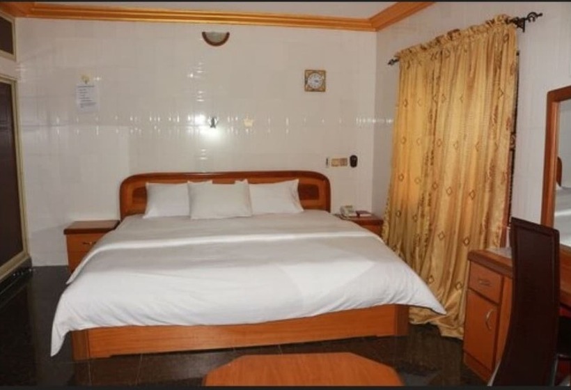 Cute Villa Hotel And Suites