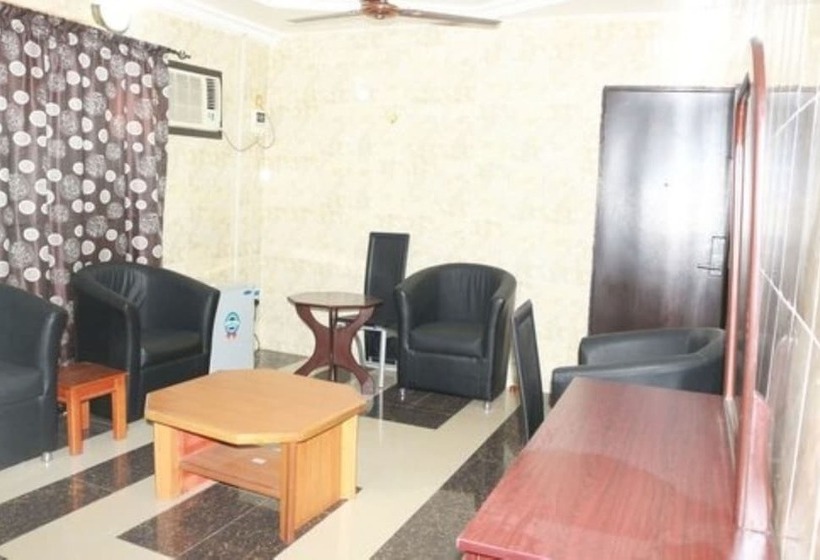 Cute Villa Hotel And Suites