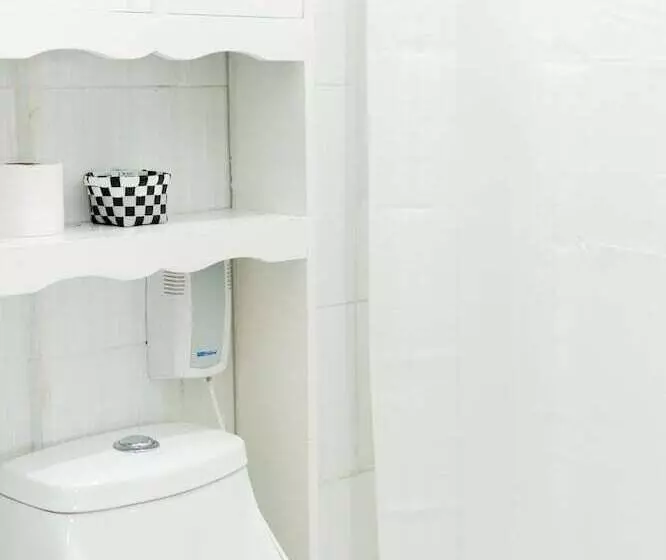 هتل Villa Del Lago