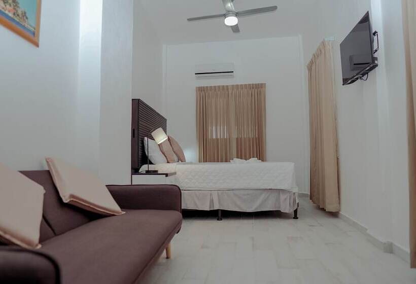 هتل Villa Del Lago