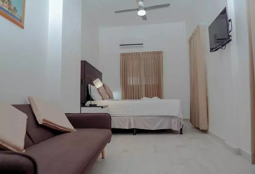 هتل Villa Del Lago