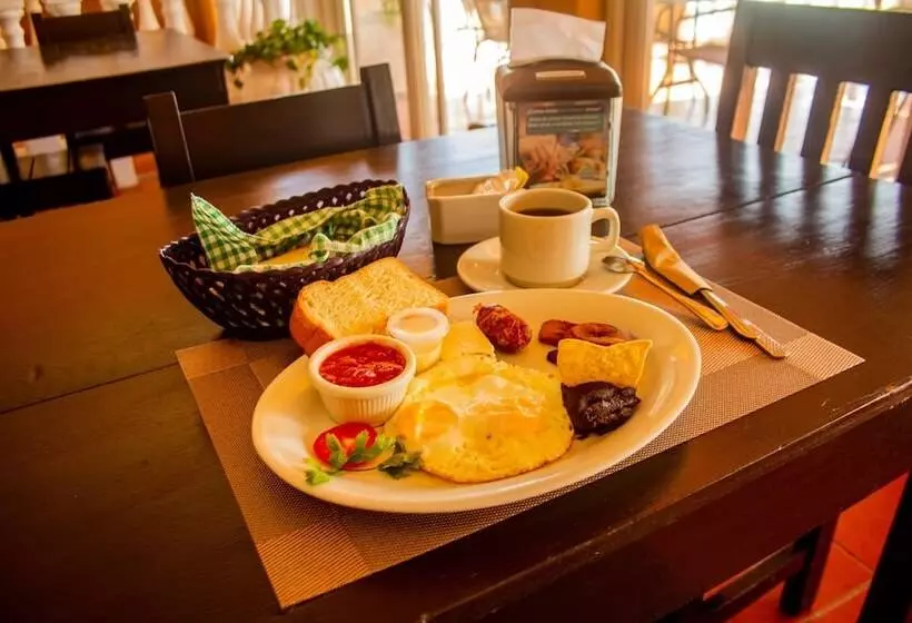 هتل Villa Del Lago