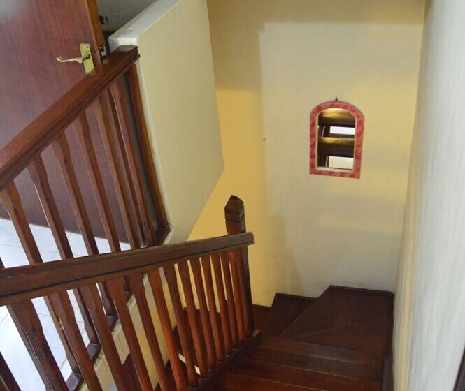 La Joliette Bungalow Opposite Pereybere Beach