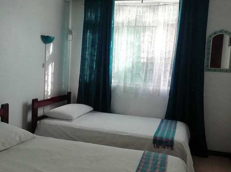 La Joliette Bungalow Opposite Pereybere Beach