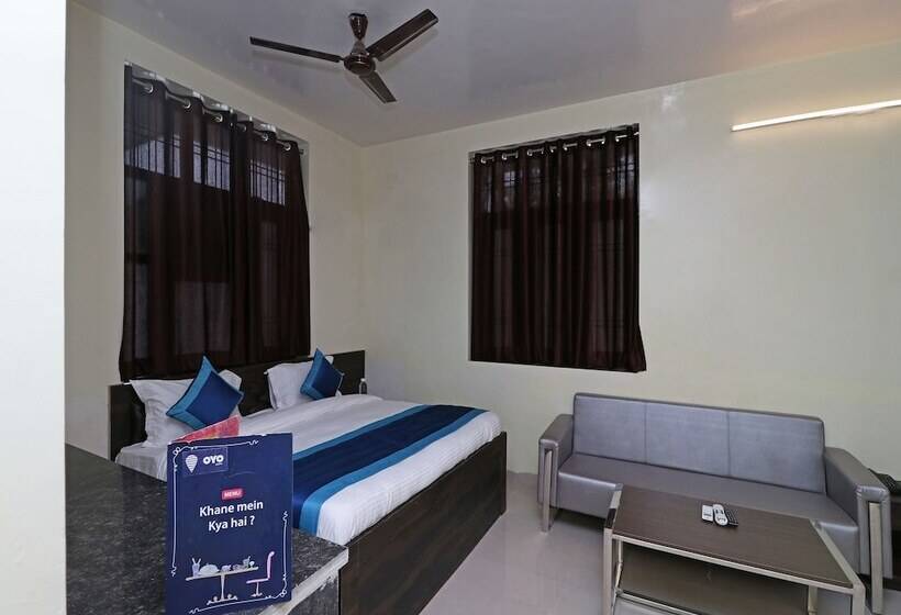 Oyo 20024 Hotel Star Court