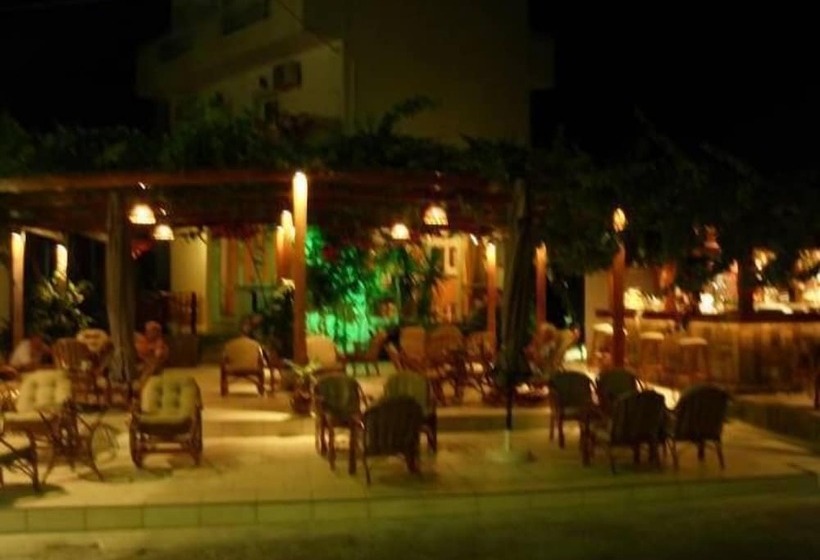 펜션 Alexandra Rooms