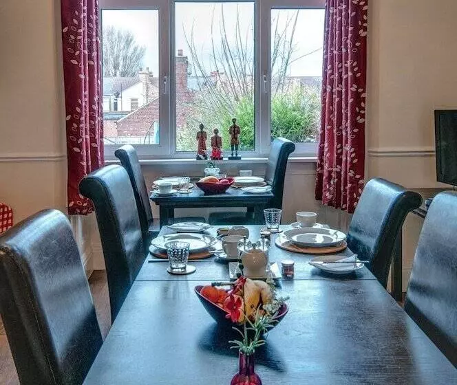 Majatalo Arlana Guest House