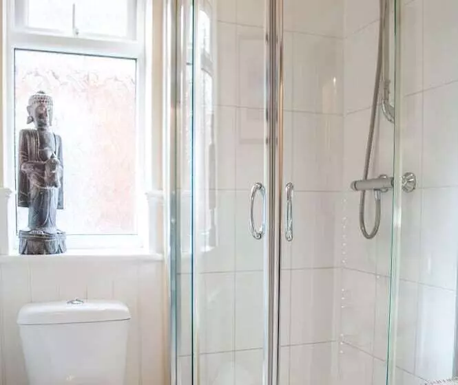 Majatalo Arlana Guest House