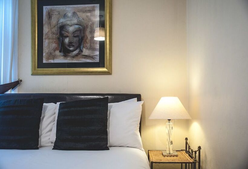 بنسيون Arlana Guest House