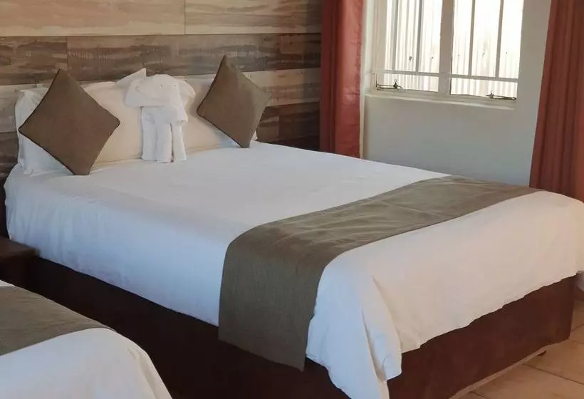 پانسیون Kalahari Sands Guest Lodge