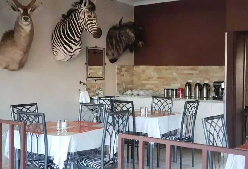 پانسیون Kalahari Sands Guest Lodge