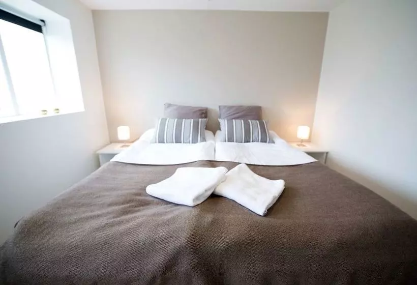 پانسیون Gallery Guesthouse Staywest