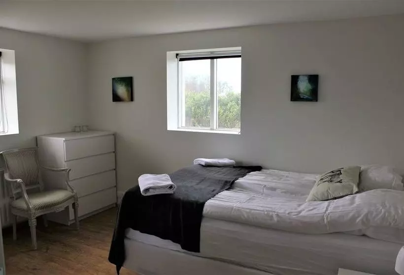 پانسیون Gallery Guesthouse Staywest