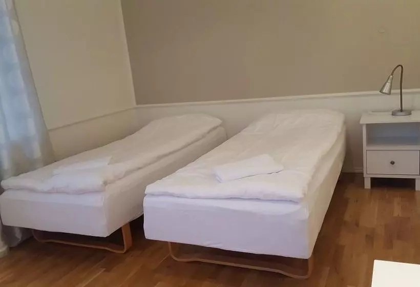 پانسیون Gallery Guesthouse Staywest