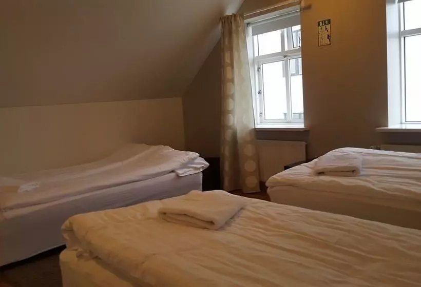 پانسیون Gallery Guesthouse Staywest