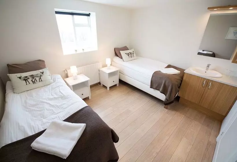 پانسیون Gallery Guesthouse Staywest