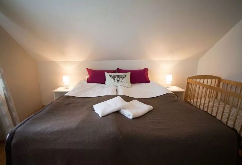 پانسیون Gallery Guesthouse Staywest