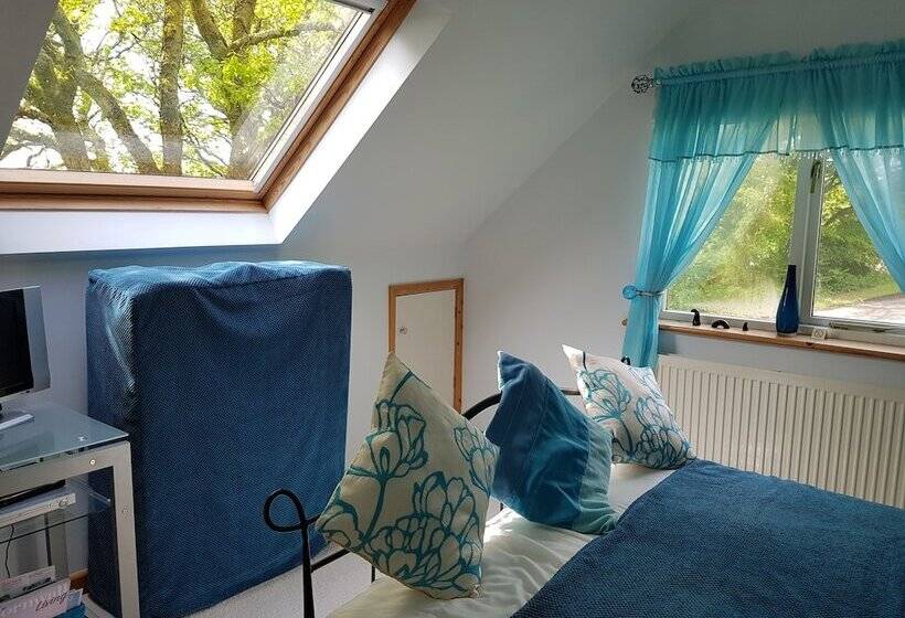 פנסיון Meadow Oak Accommodation