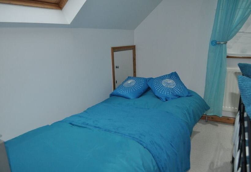 פנסיון Meadow Oak Accommodation