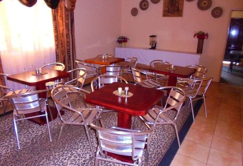 پانسیون Royal Kwandu Gardens