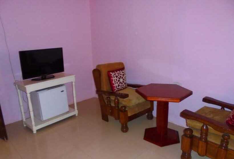 پانسیون Royal Kwandu Gardens