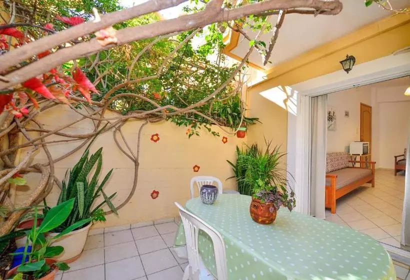 Villa Mimagia Apartments