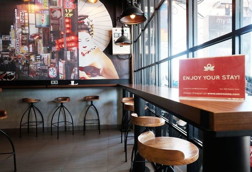 Zen Hostel Gubeng Station