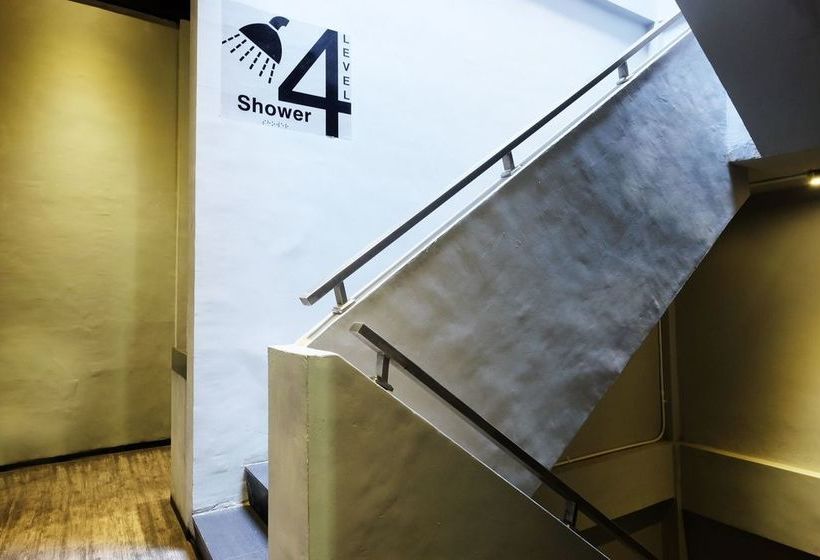 Zen Hostel Gubeng Station