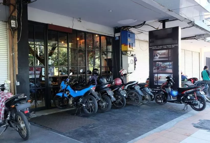 Zen Hostel Gubeng Station