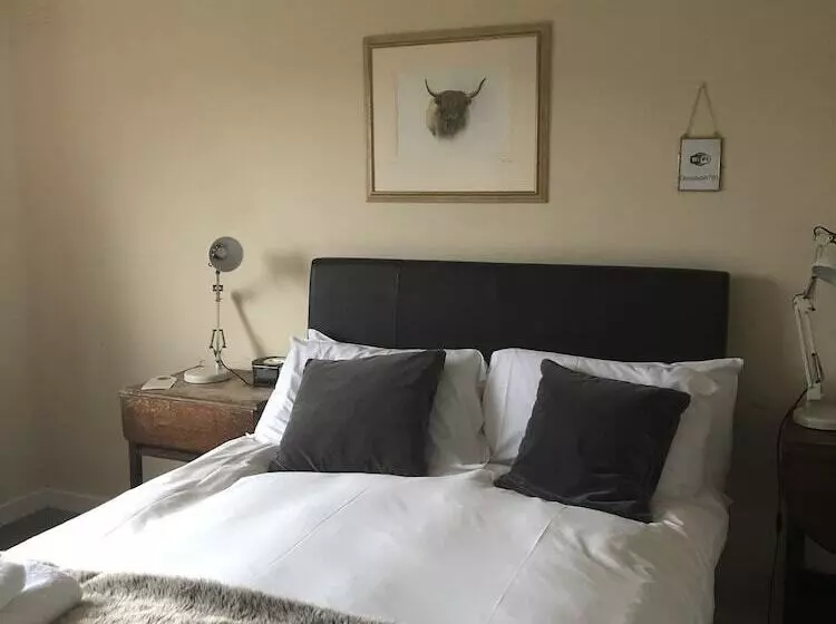 Aamiaismajoitus (B&B) Minnies Rooms