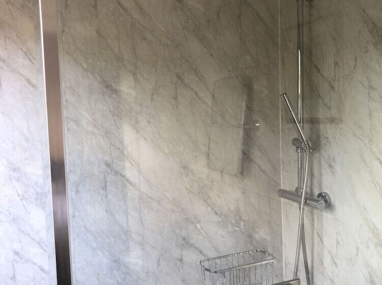 민박 Minnies Rooms