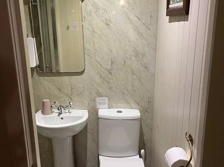 Aamiaismajoitus (B&B) Minnies Rooms