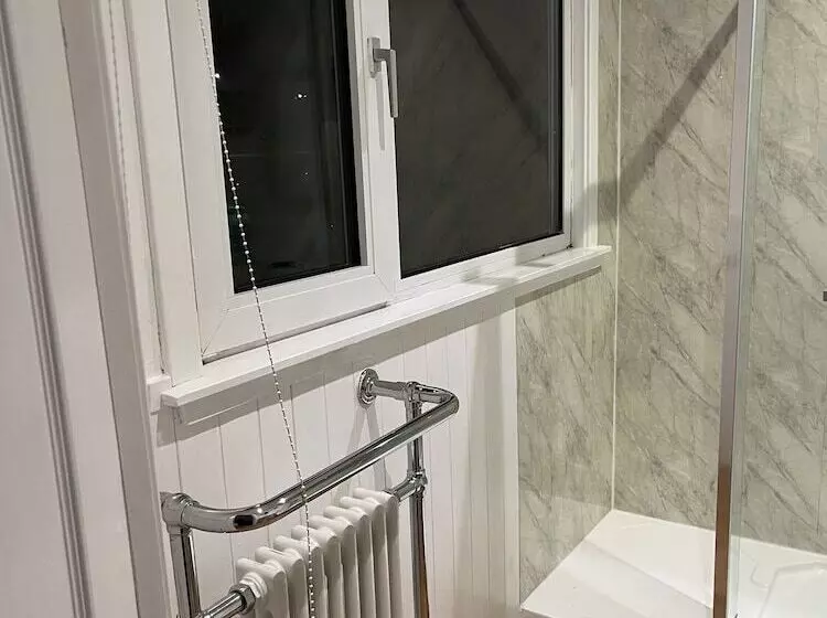 Aamiaismajoitus (B&B) Minnies Rooms