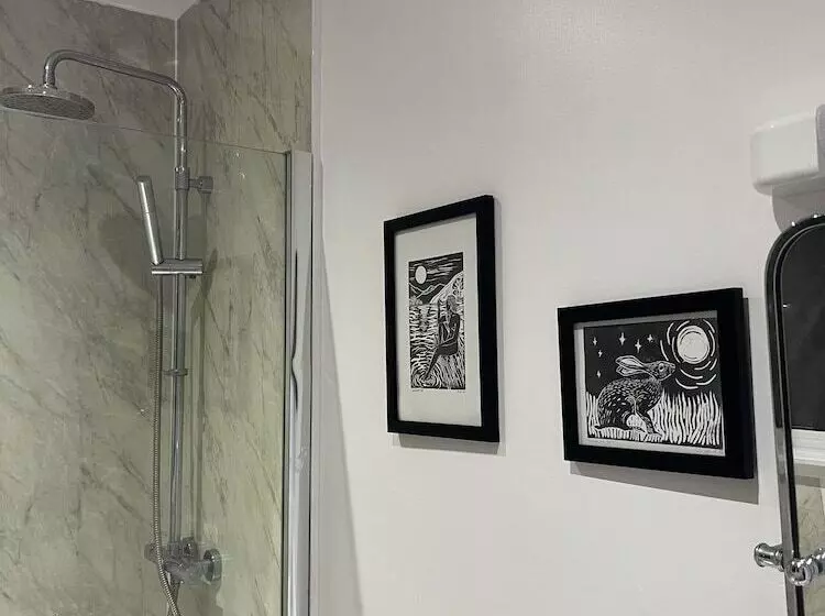 Aamiaismajoitus (B&B) Minnies Rooms